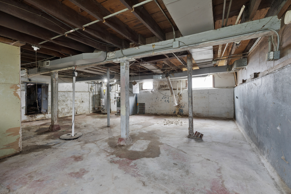 Gallery Image 19