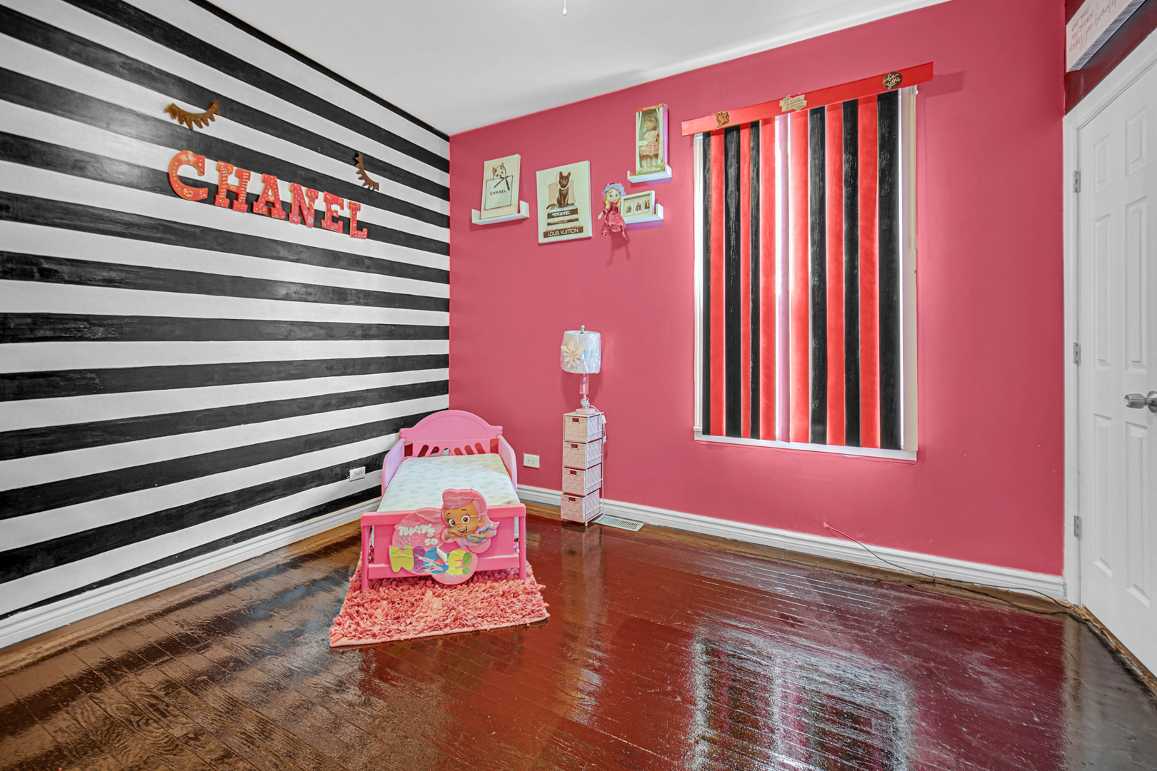 Gallery Image 8