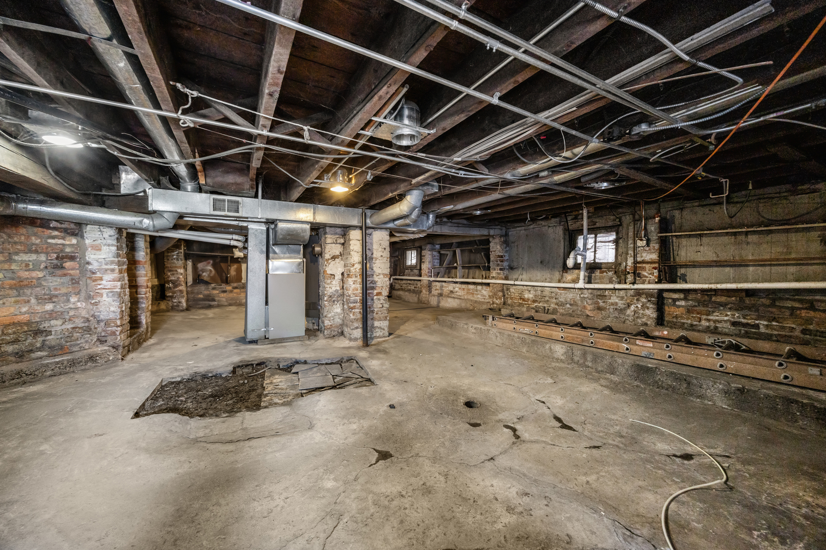 Gallery Image 19