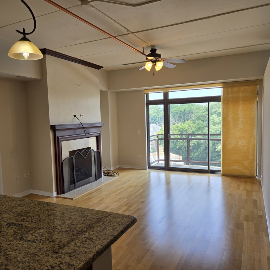 Gallery Image 12