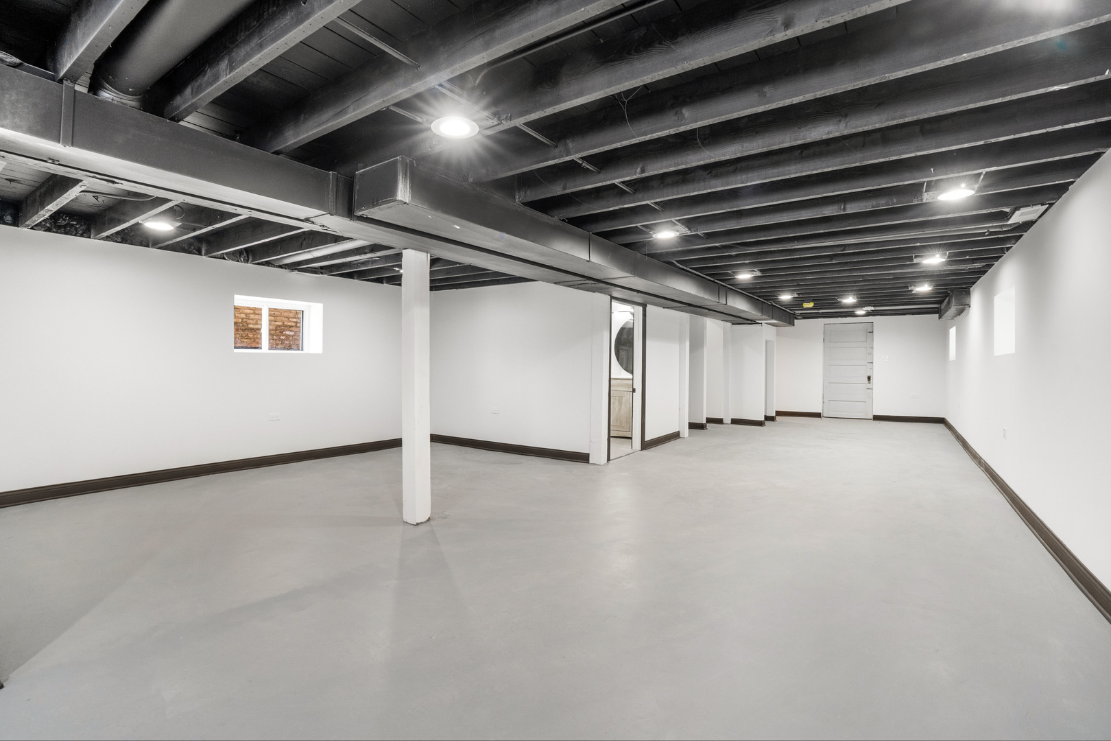 Gallery Image 19
