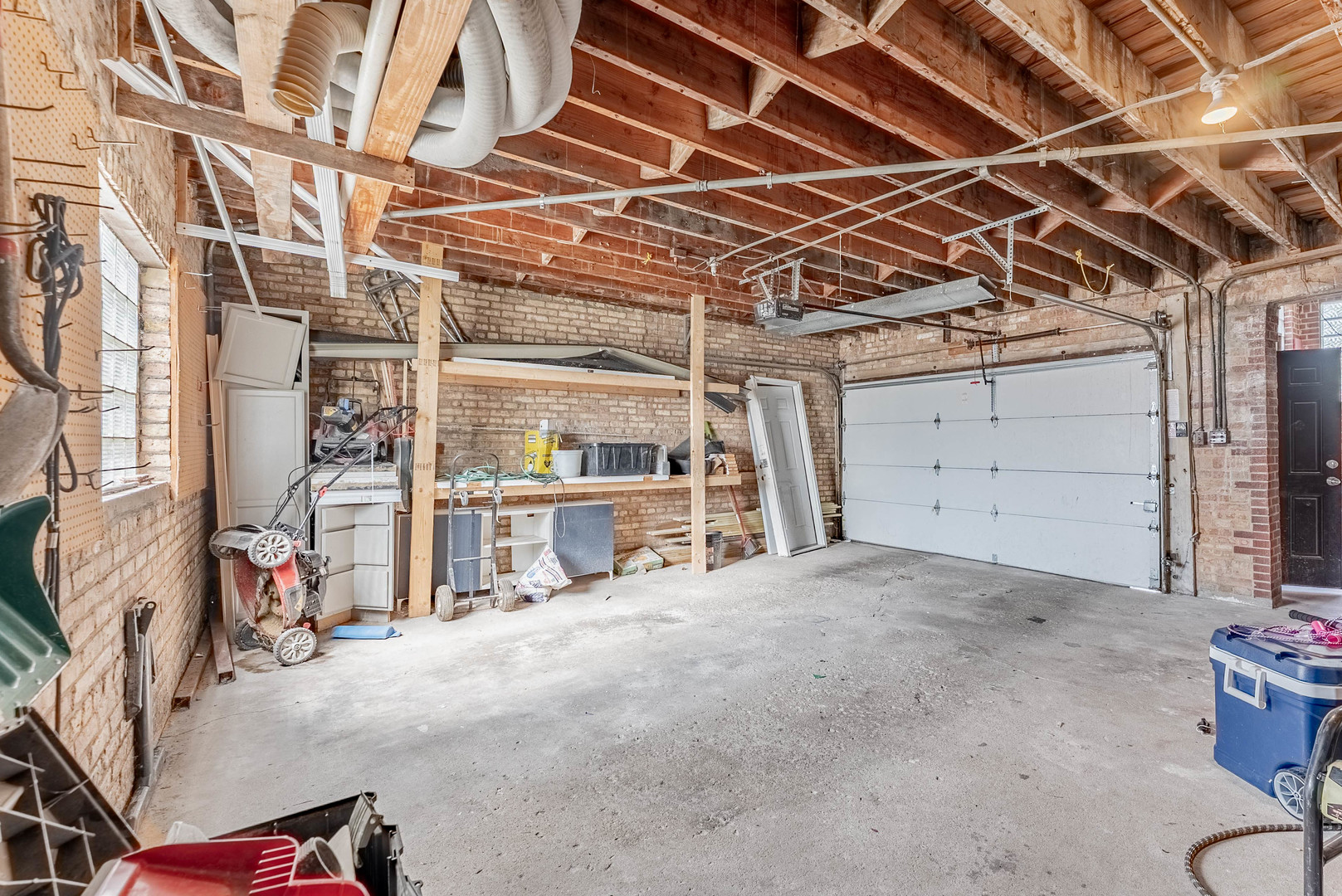 Gallery Image 16