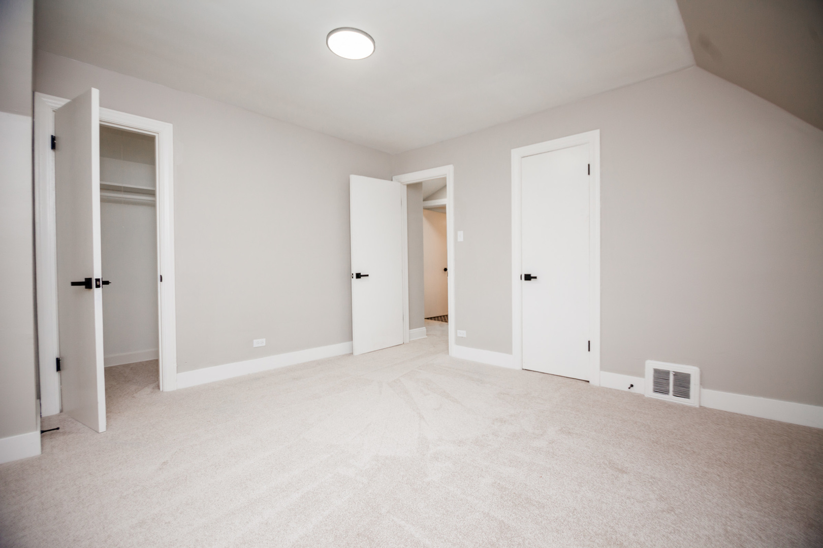 Gallery Image 18