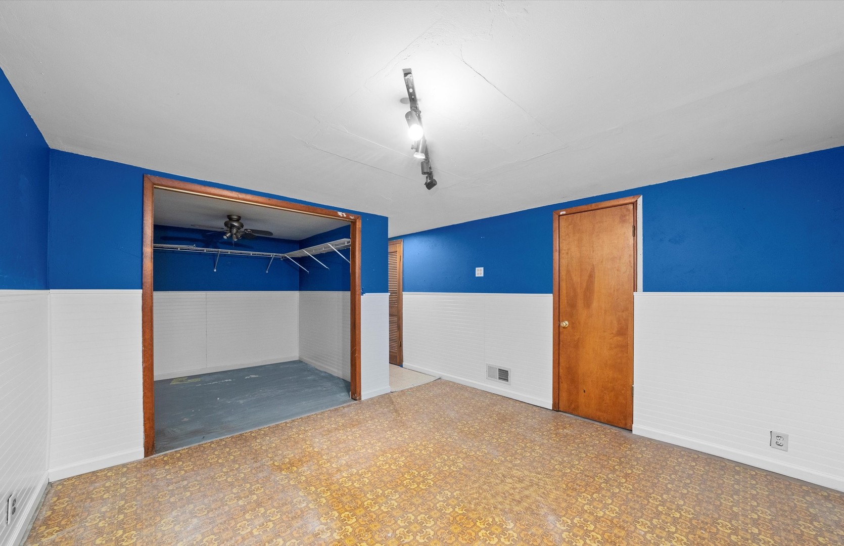 Gallery Image 21