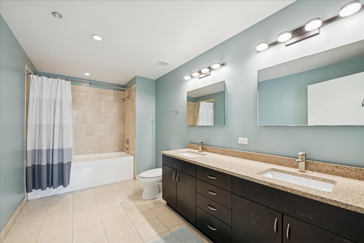 Gallery Image 16