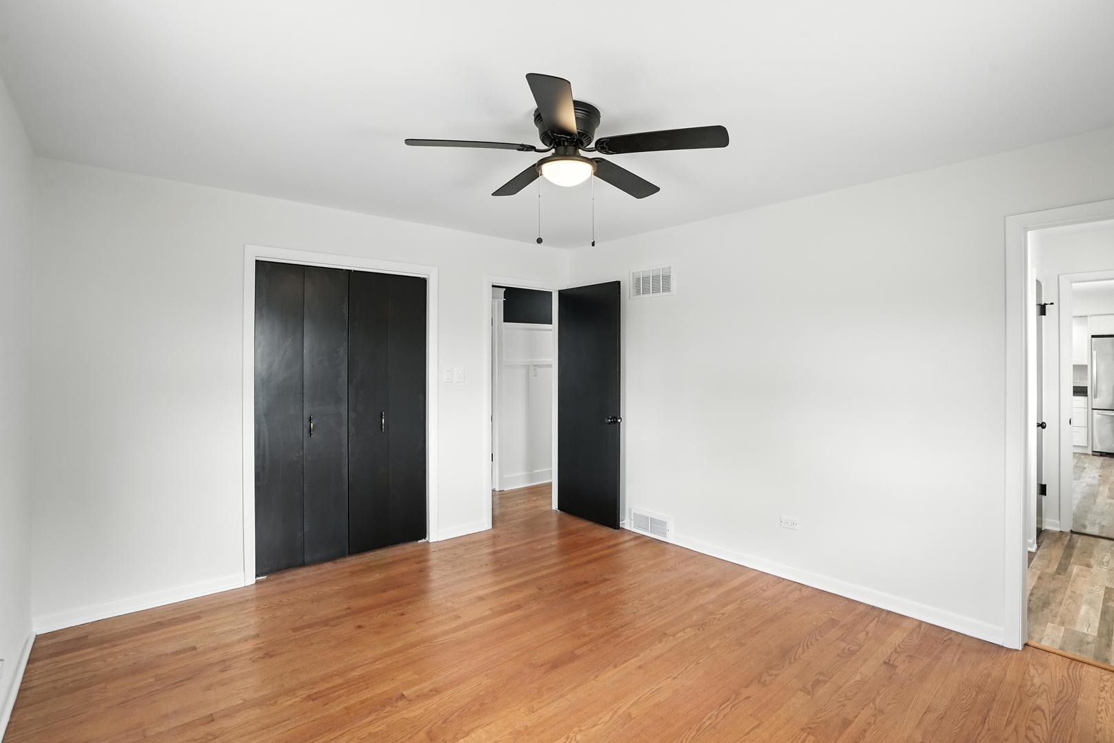Gallery Image 17