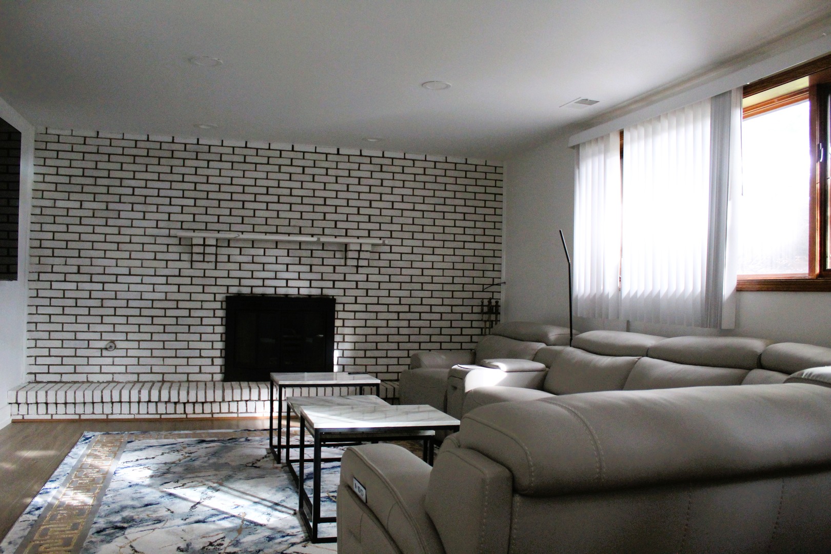 Gallery Image 19