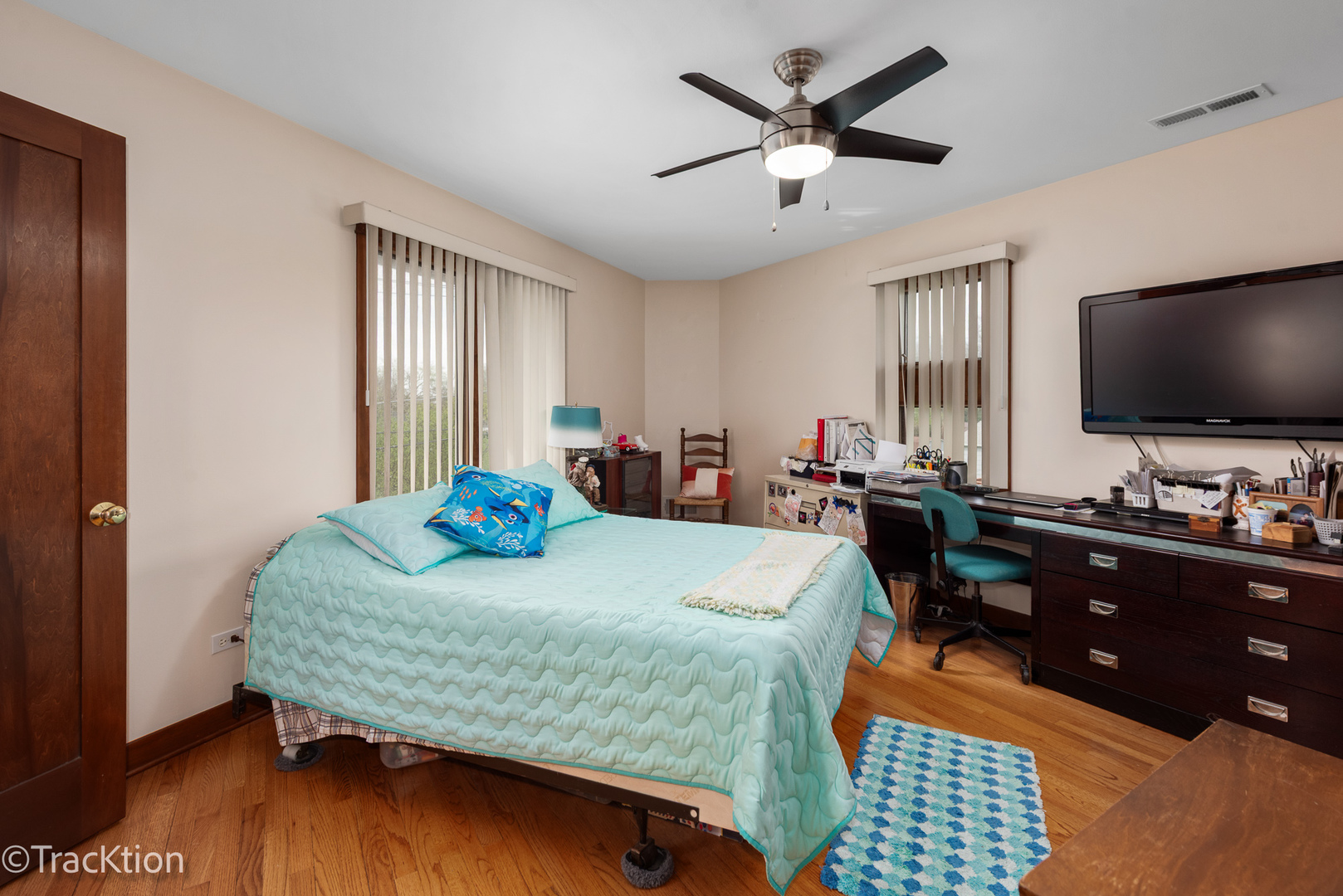 Gallery Image 12