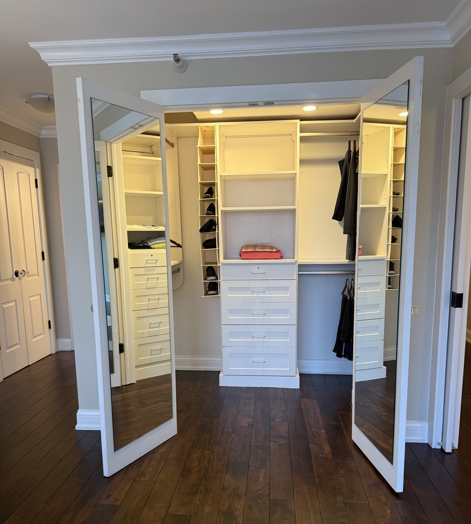 Gallery Image 16