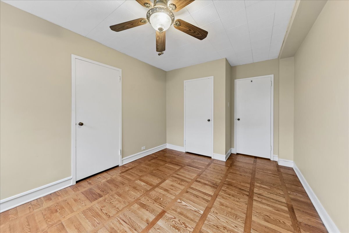 Gallery Image 18