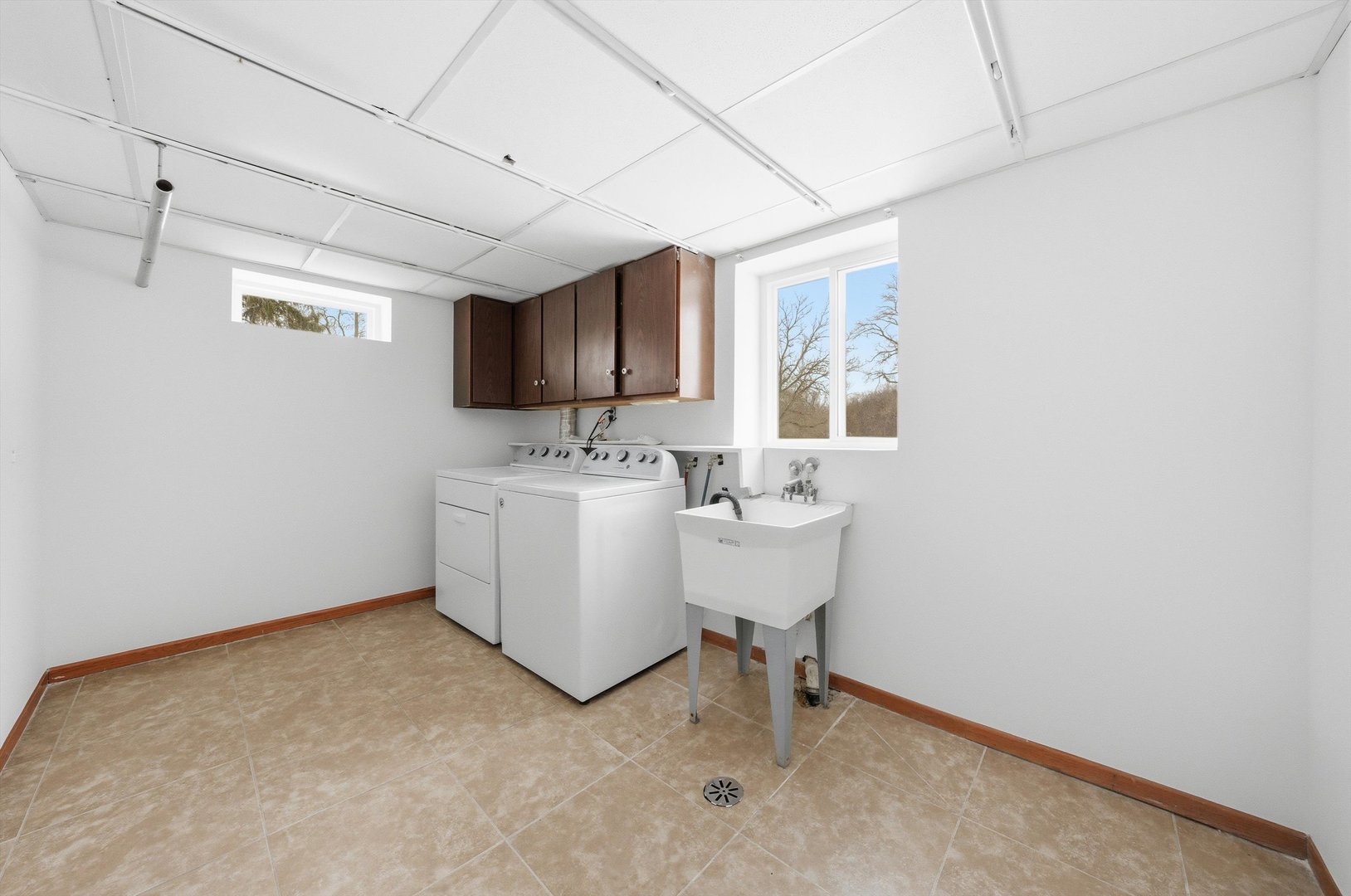 Gallery Image 37