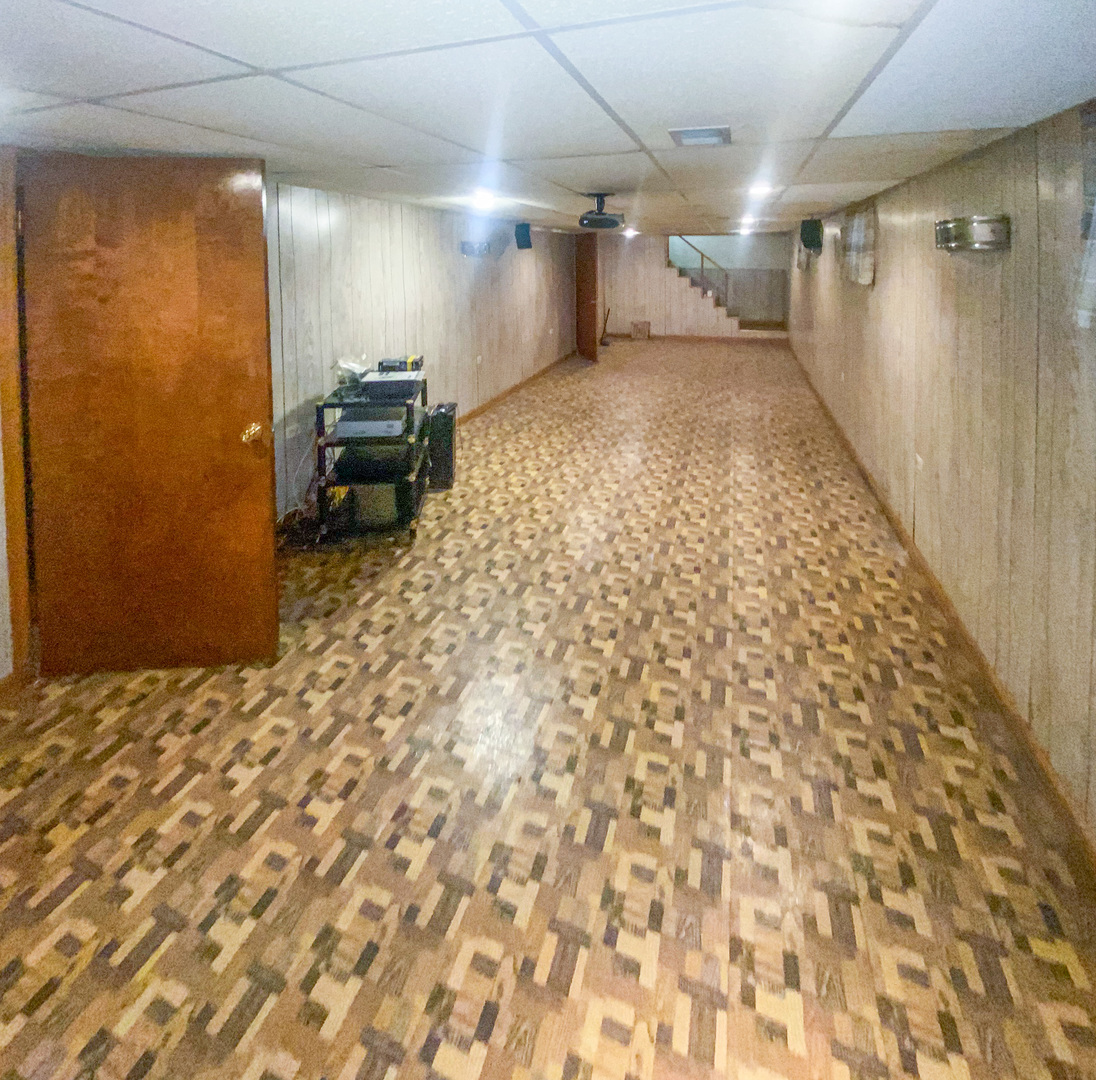 Gallery Image 14