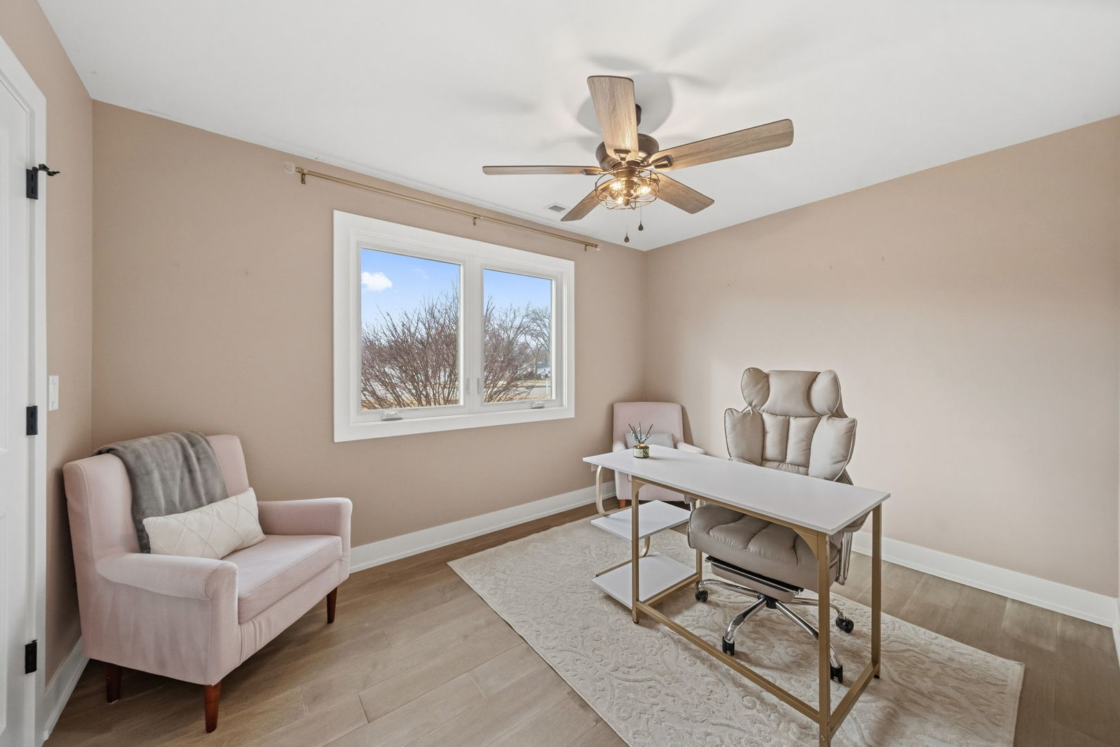 Gallery Image 13