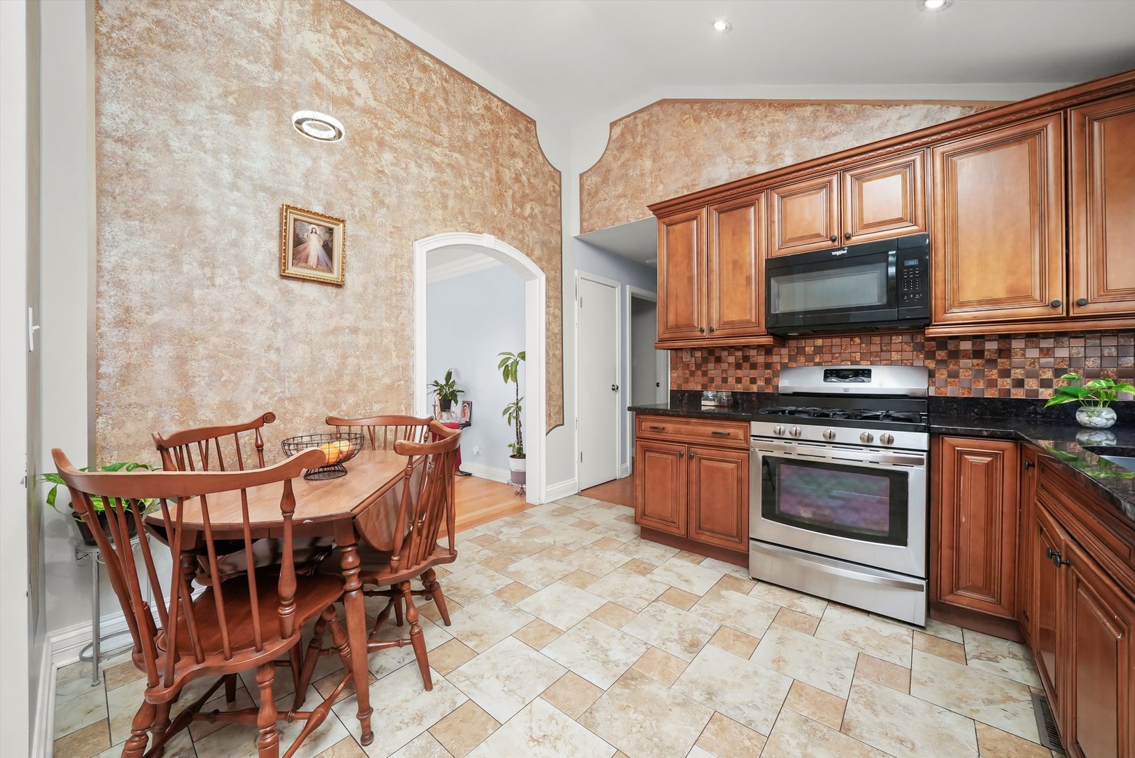 Gallery Image 12