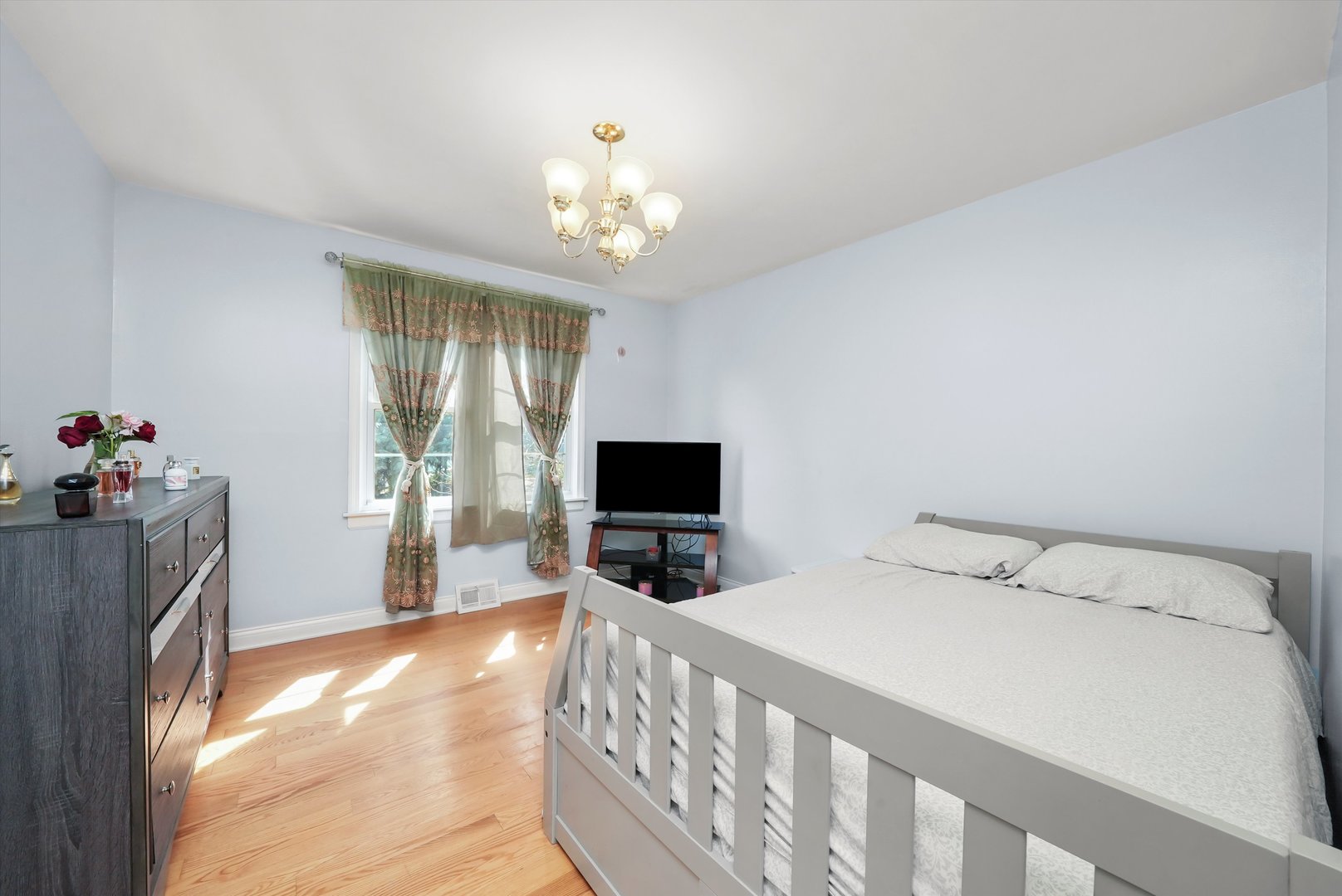 Gallery Image 15