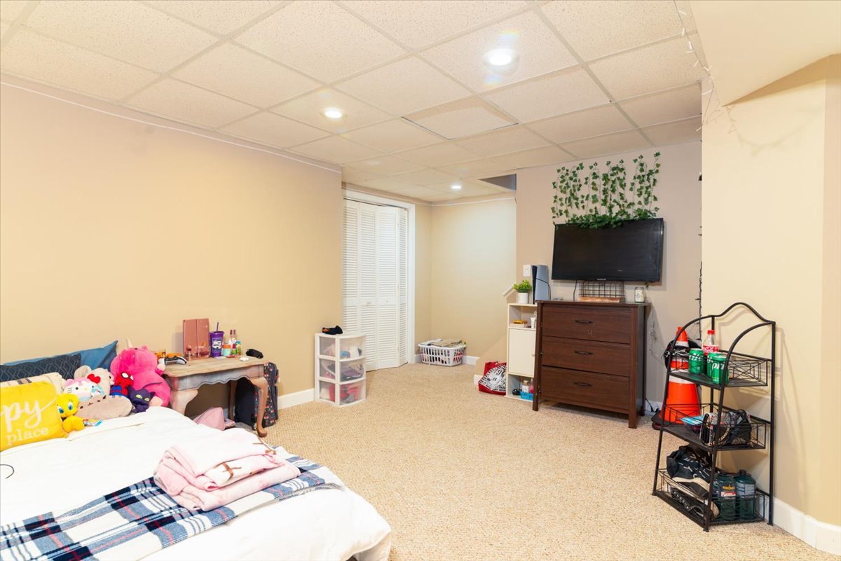 Gallery Image 17