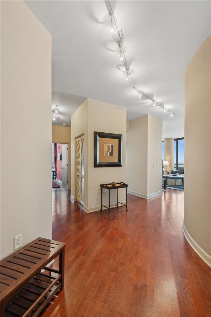 Gallery Image 17