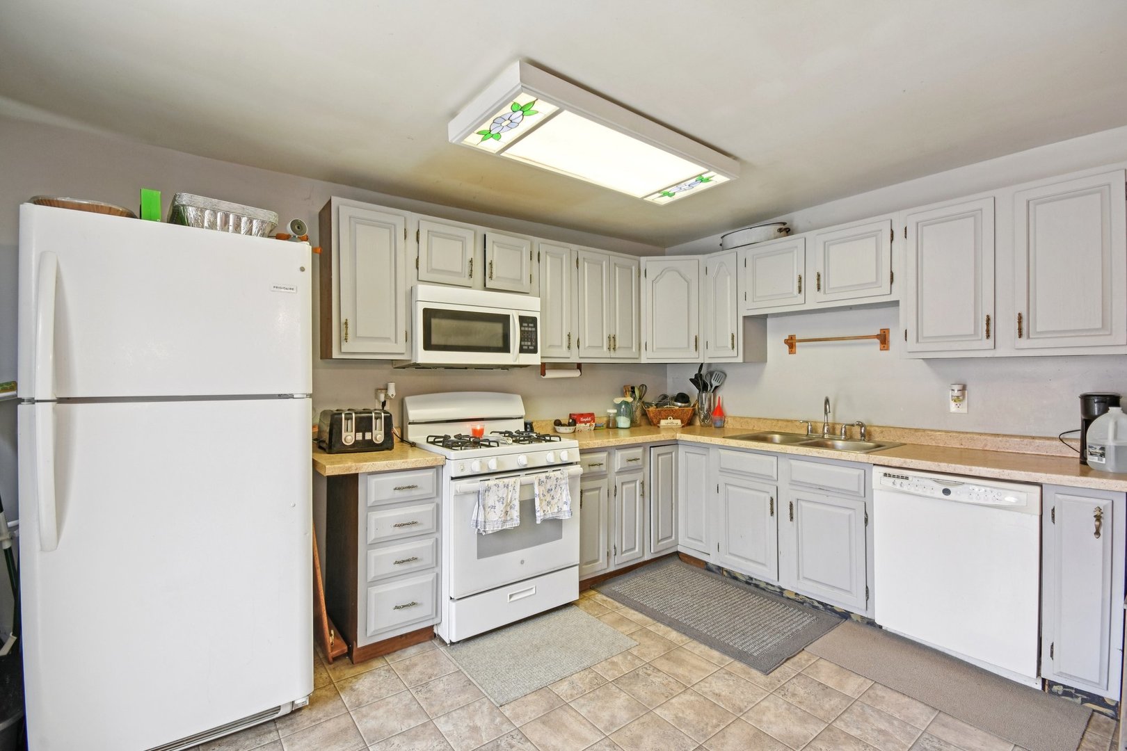 Gallery Image 13