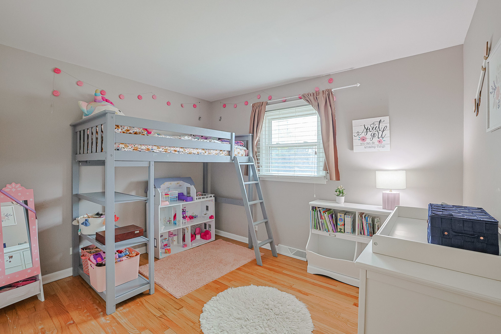 Gallery Image 15