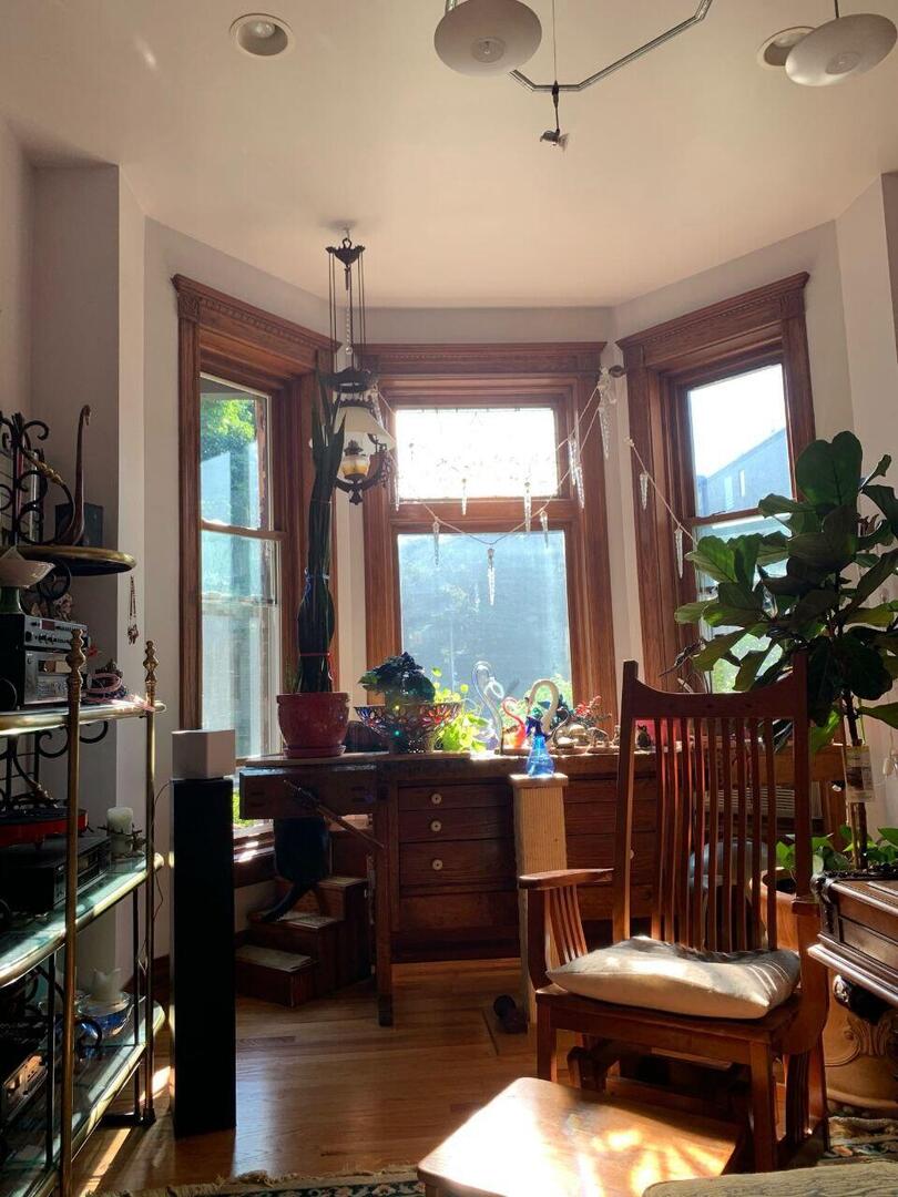 Gallery Image 13