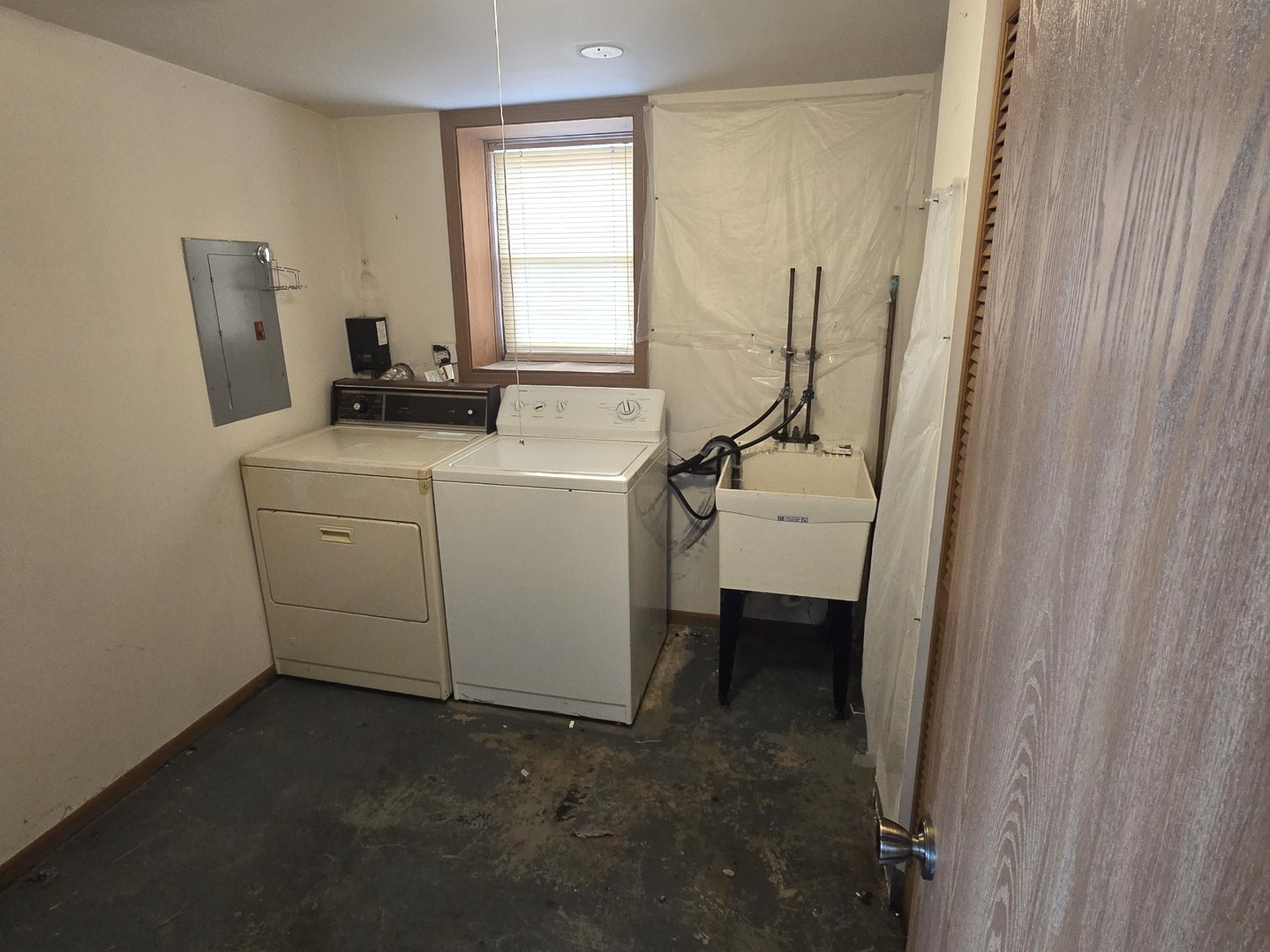 Gallery Image 15
