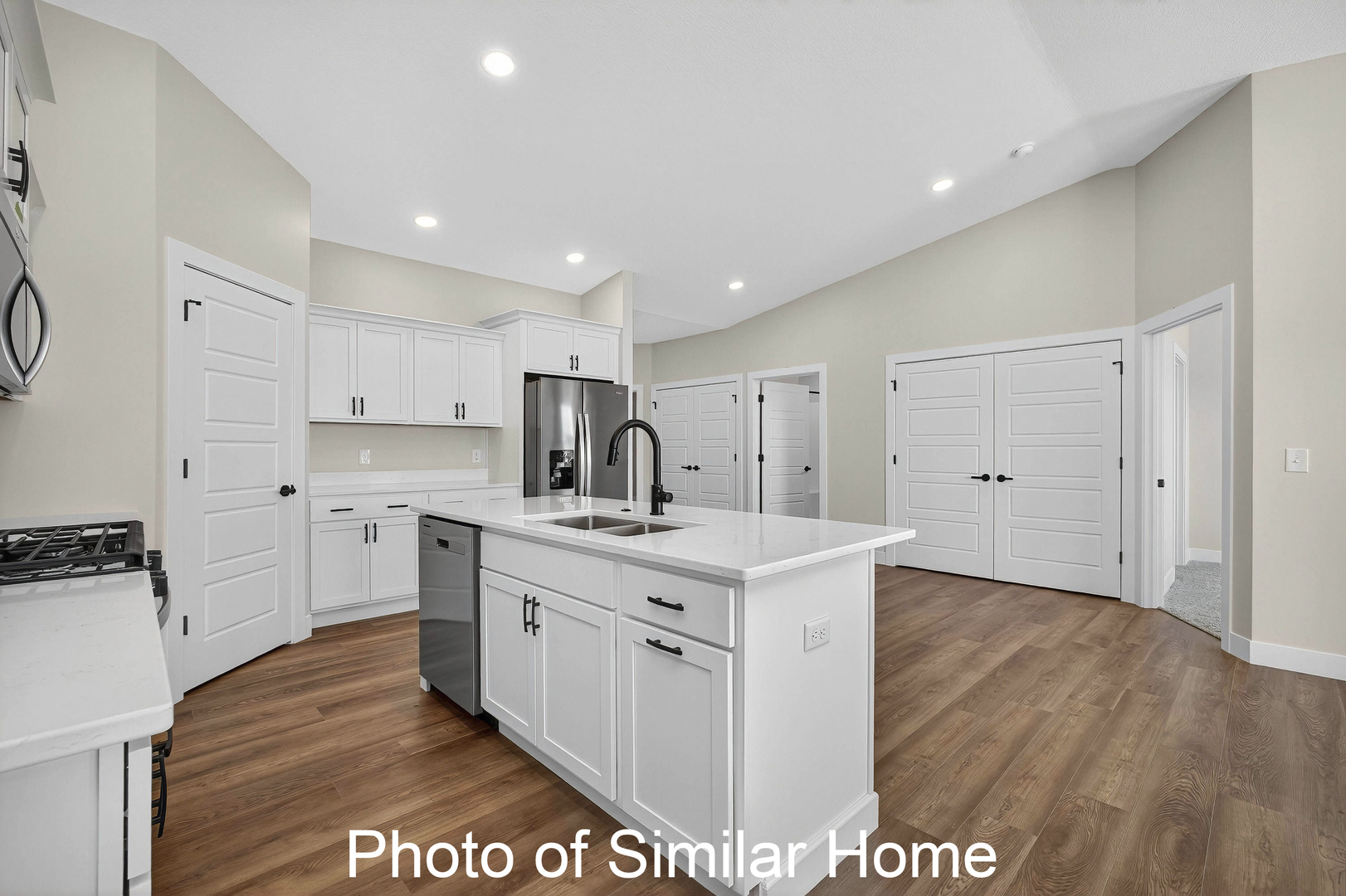 Gallery Image 13