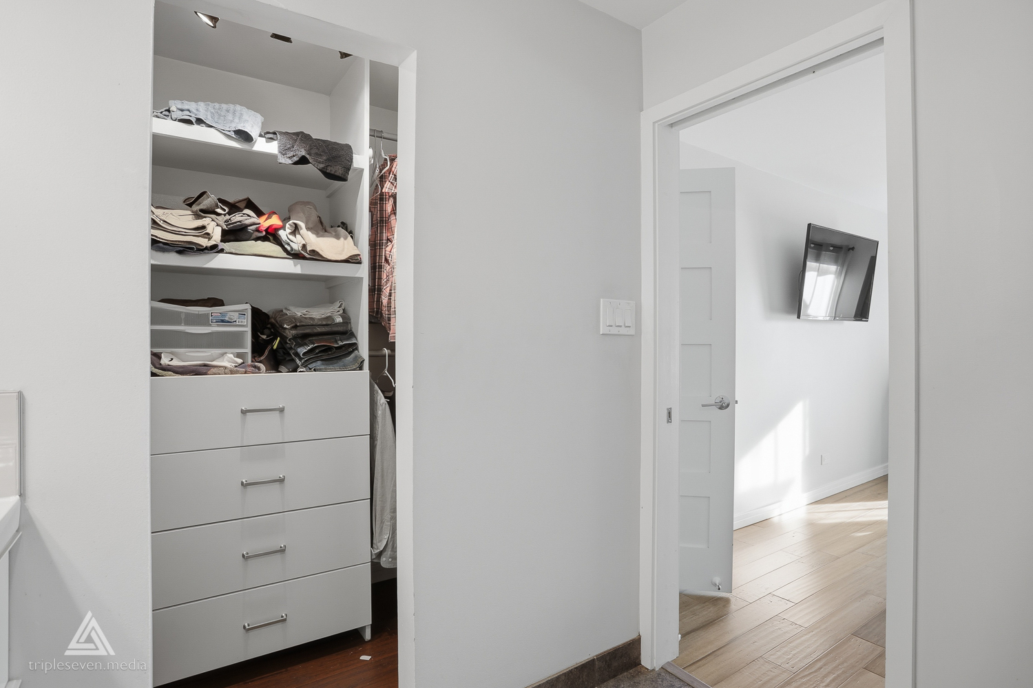 Gallery Image 12