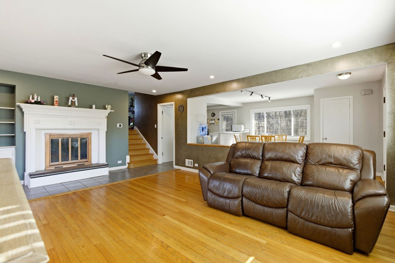 Gallery Image 12