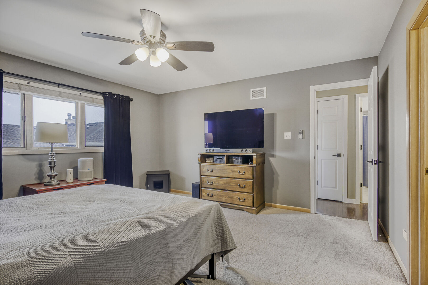 Gallery Image 13