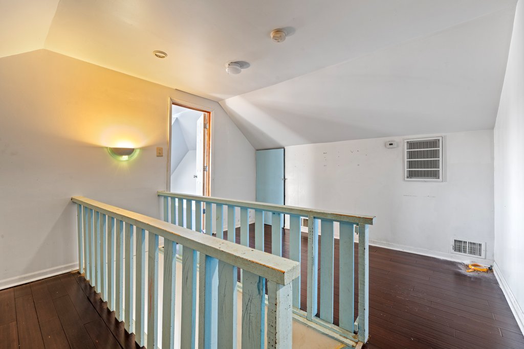 Gallery Image 19