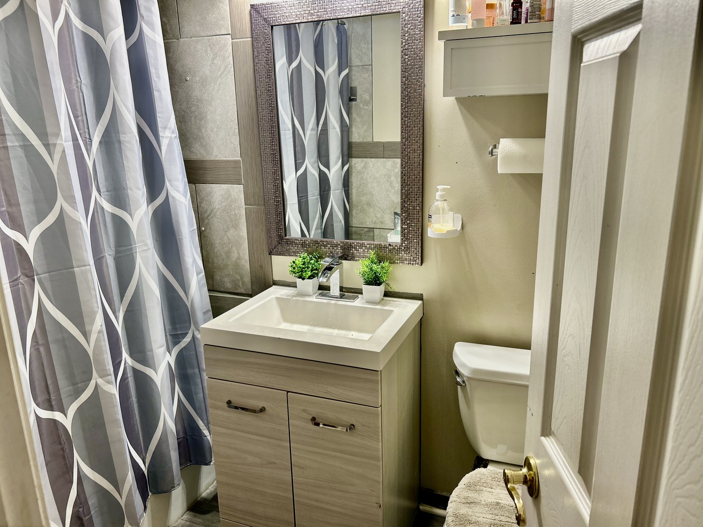 Gallery Image 12