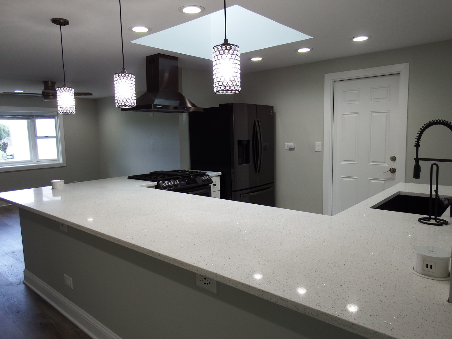 Gallery Image 13