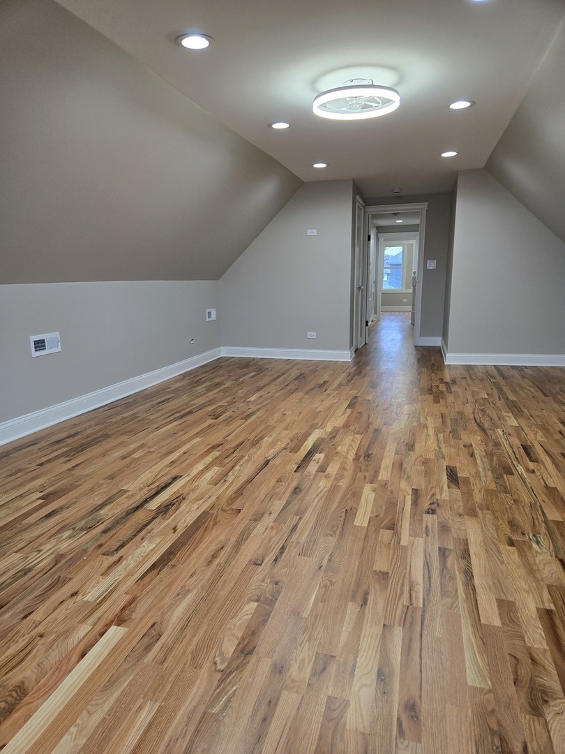 Gallery Image 19