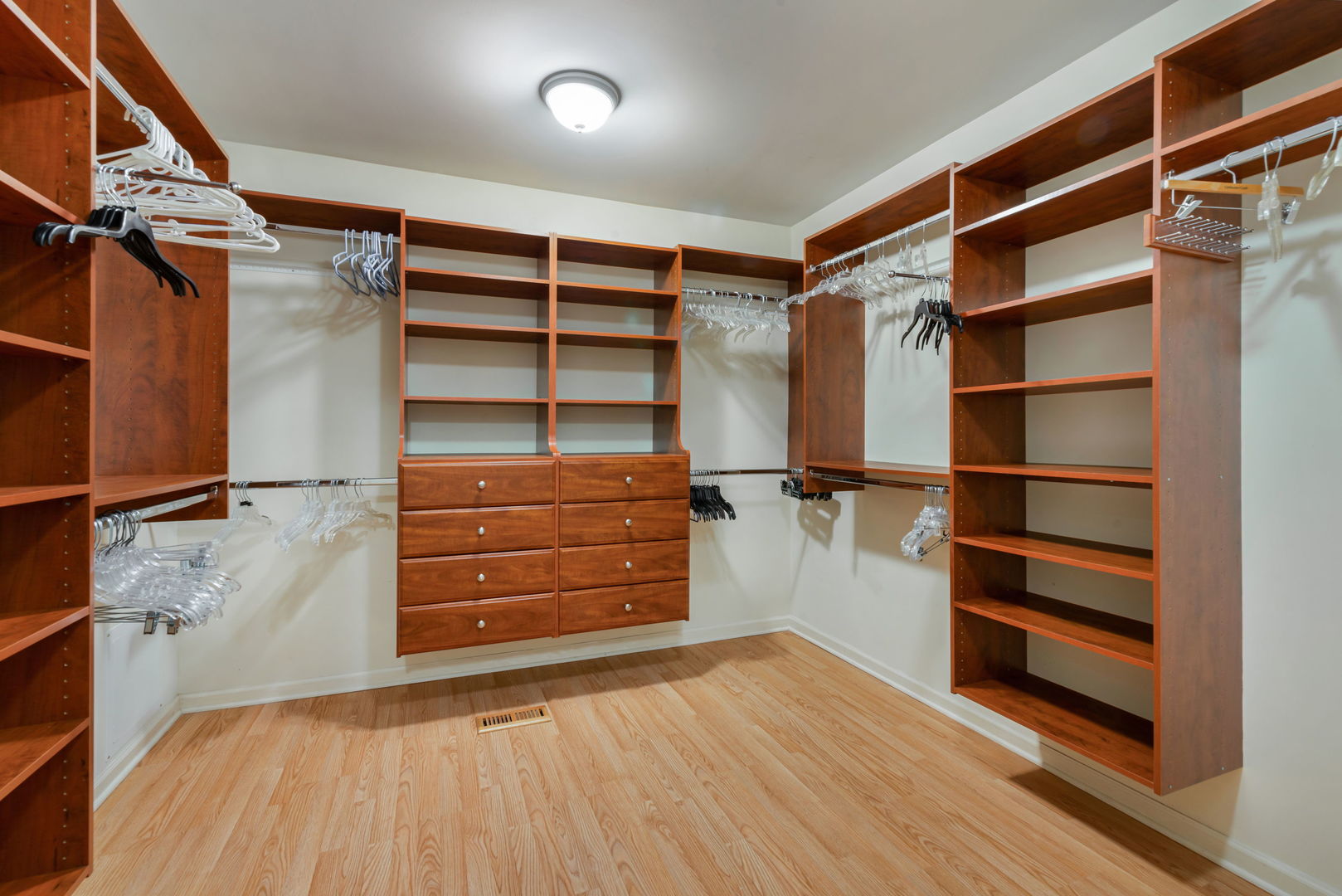 Gallery Image 19
