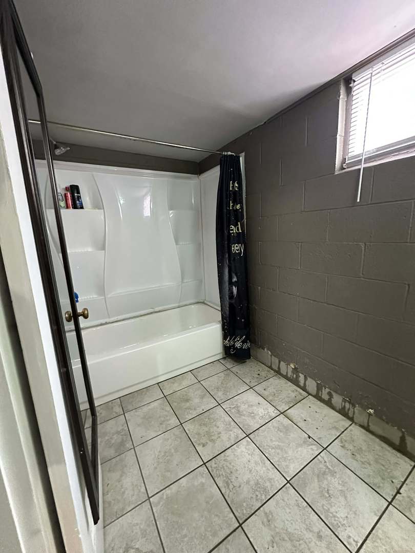 Gallery Image 25