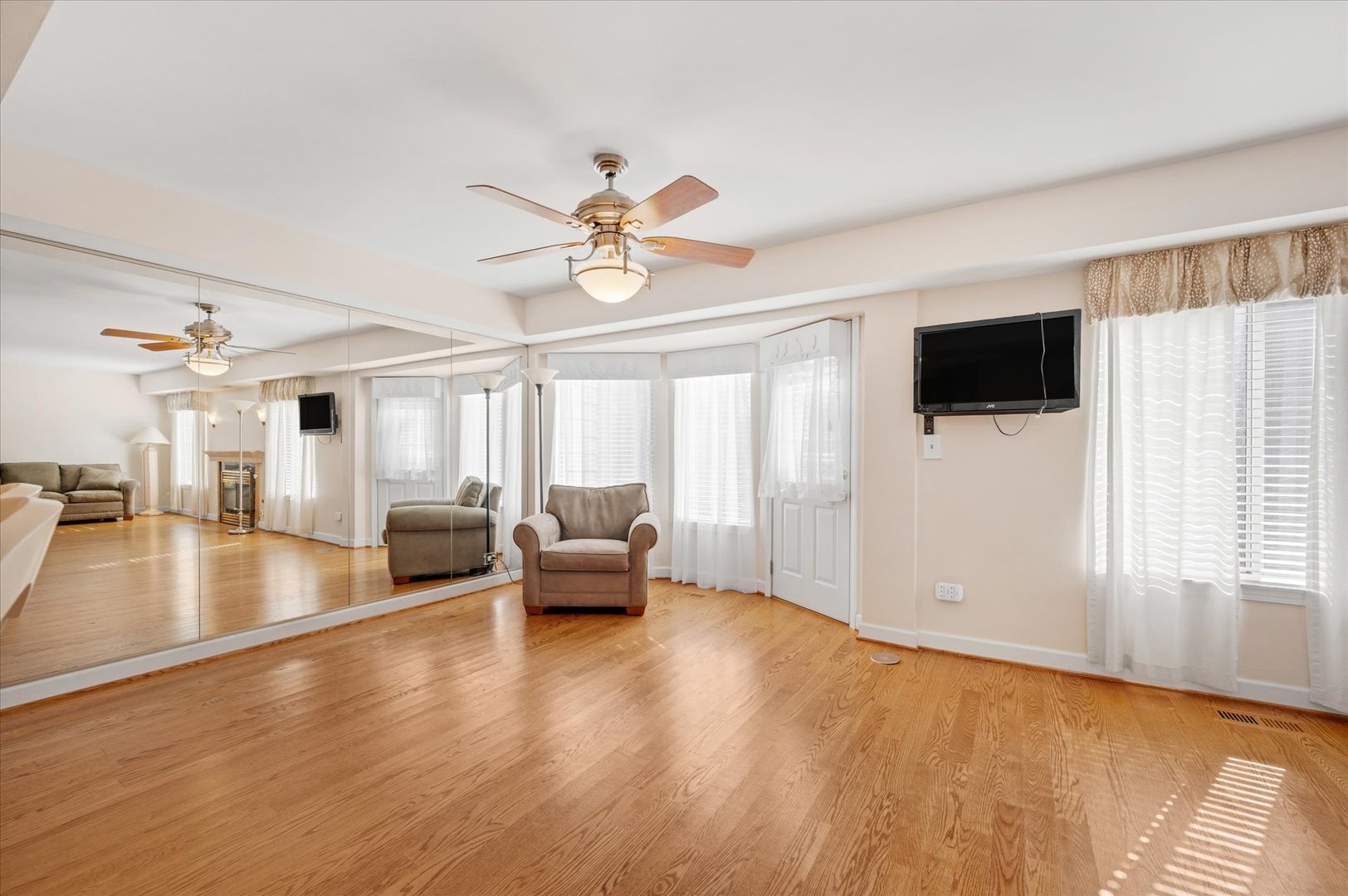 Gallery Image 12