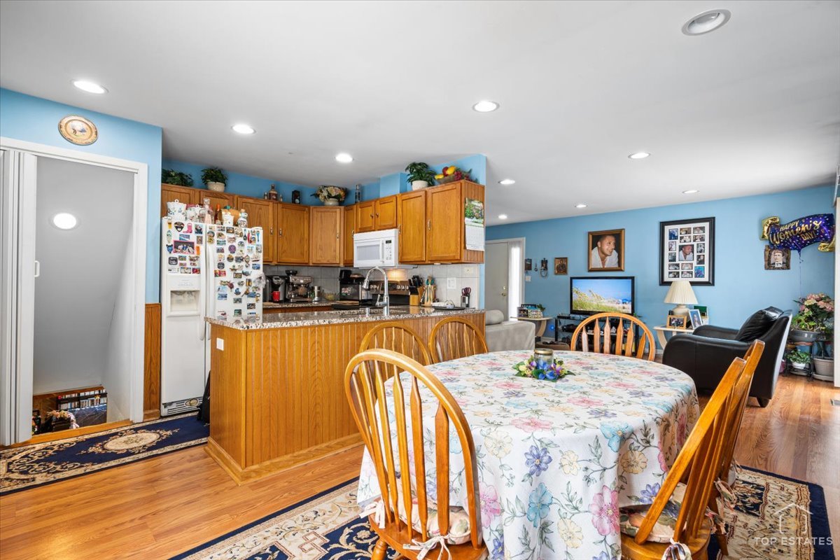 Gallery Image 10