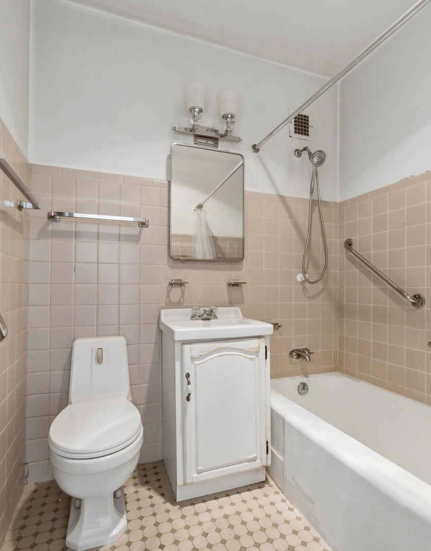 Gallery Image 10