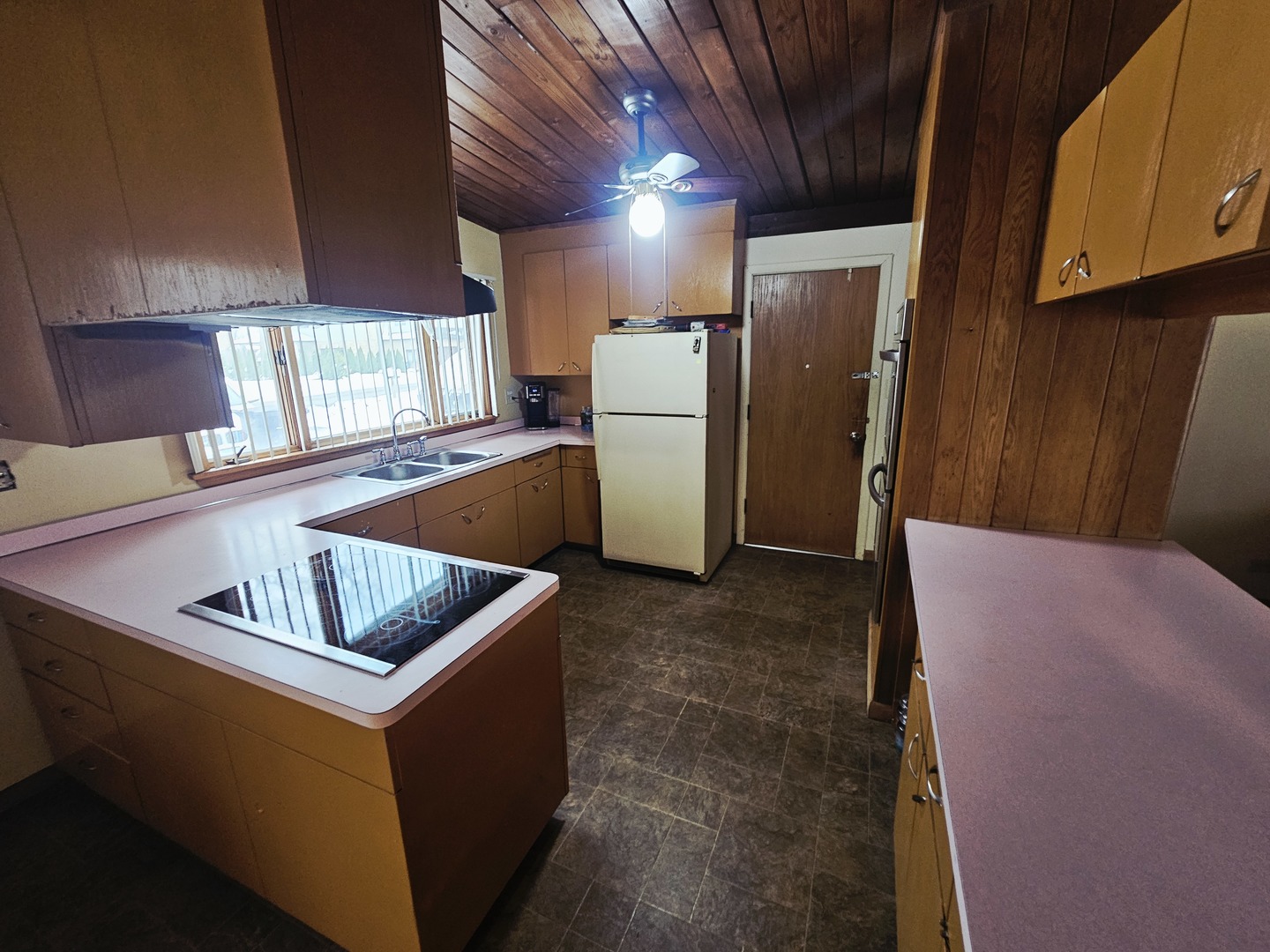Gallery Image 19