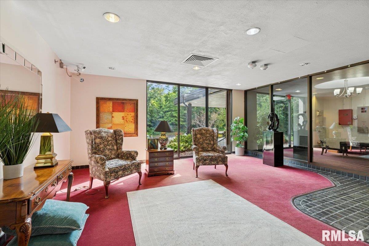 Gallery Image 19