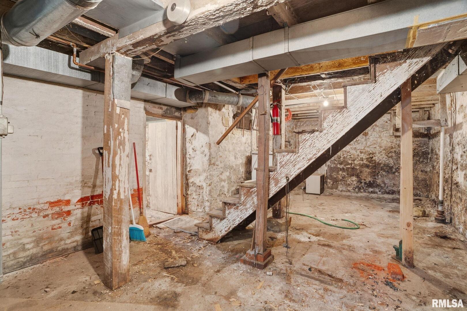 Gallery Image 15
