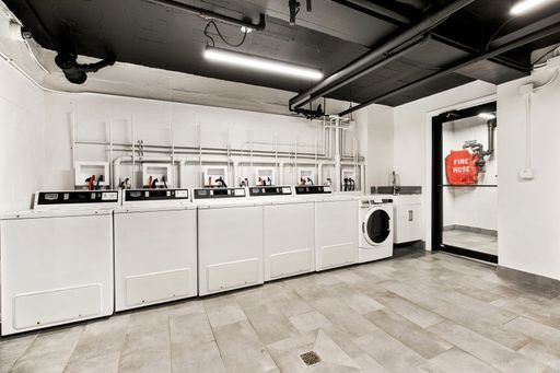 Gallery Image 15