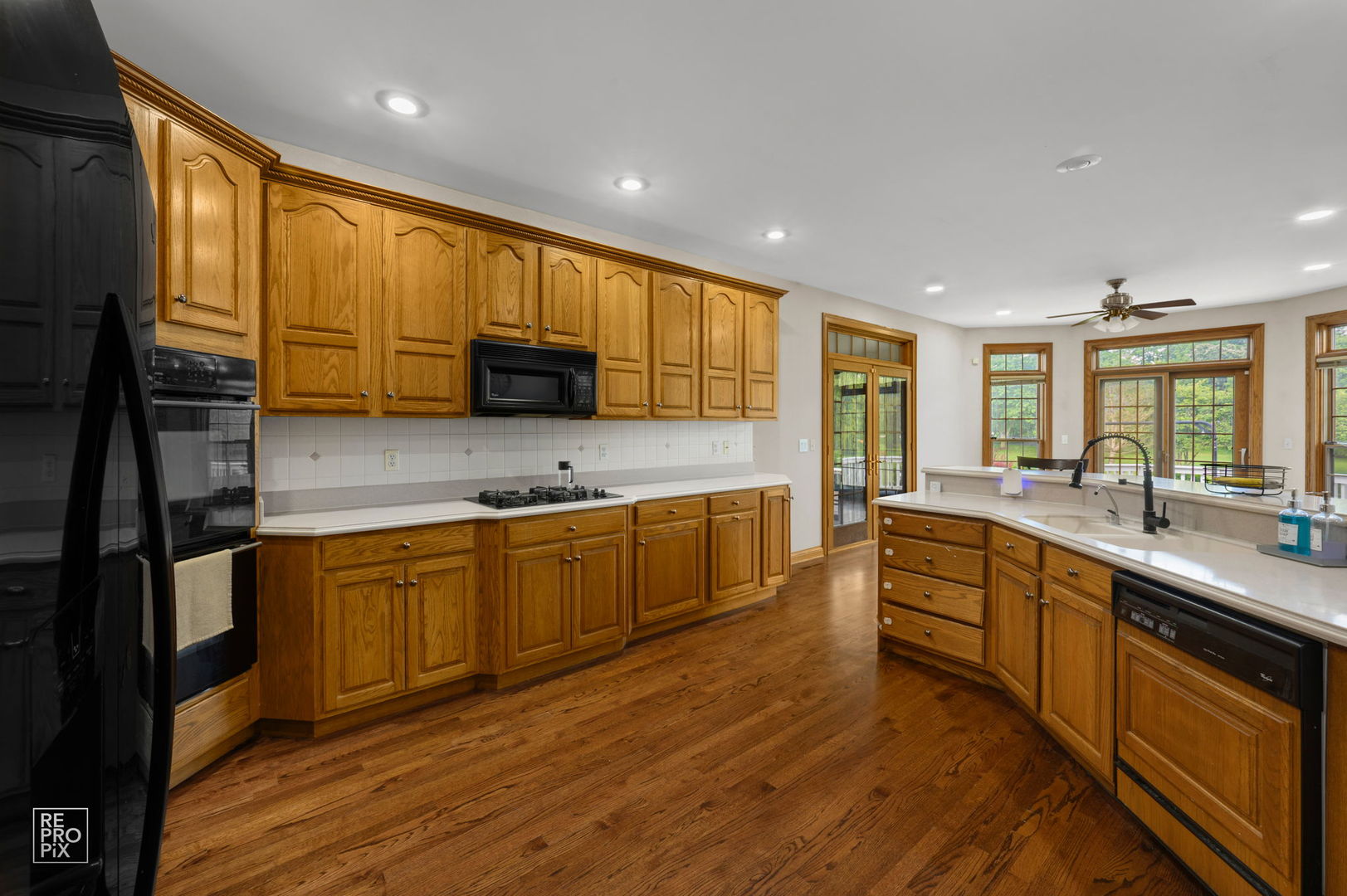 Gallery Image 12