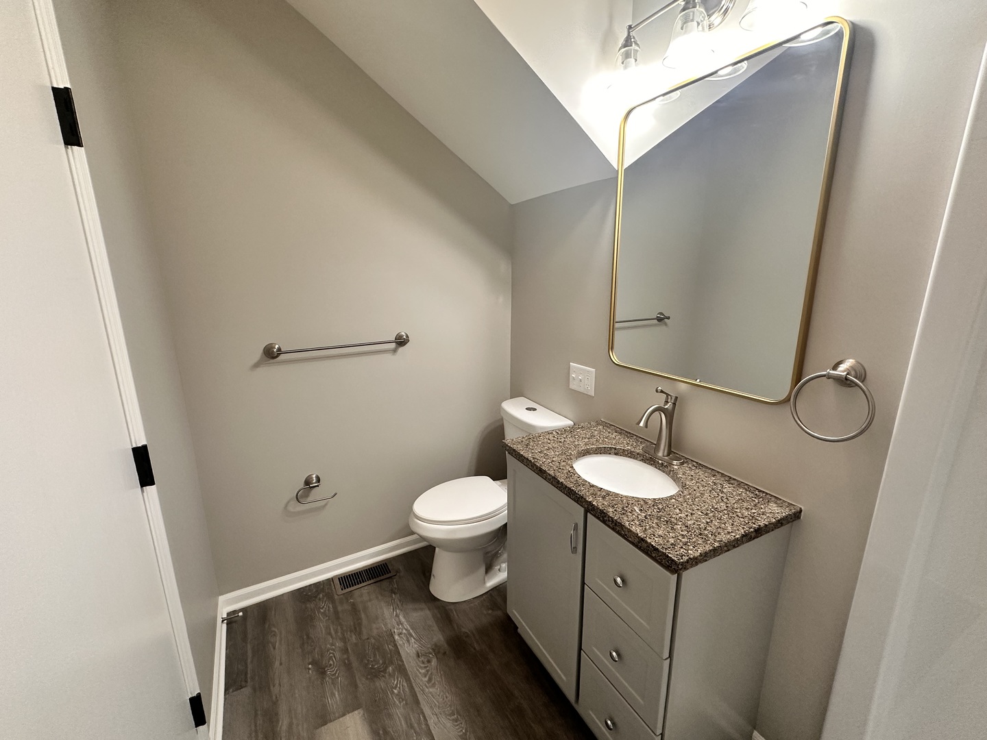 Gallery Image 15