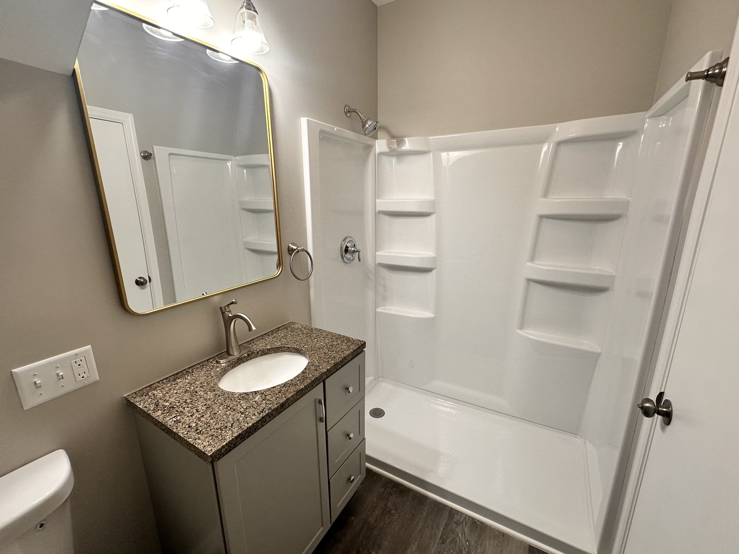 Gallery Image 14