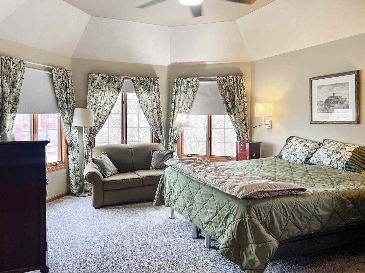Gallery Image 13