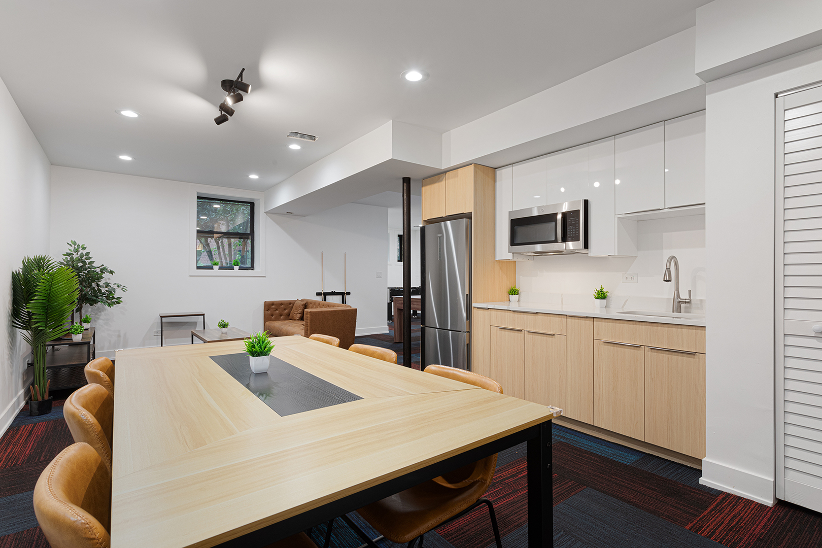 Gallery Image 13