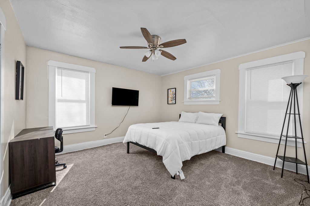 Gallery Image 9