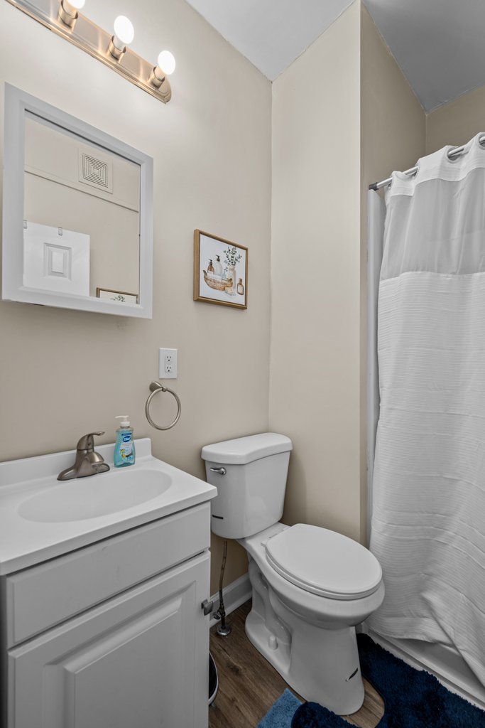 Gallery Image 16
