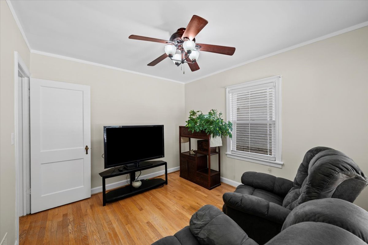 Gallery Image 9